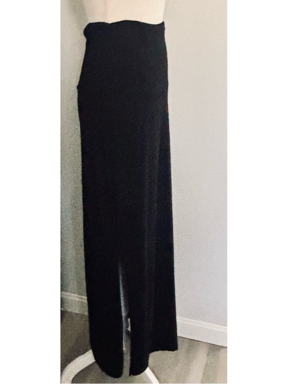 Athleta Classic Black Maxi Skirt High Rise, 23" Side Leg Slits-XS